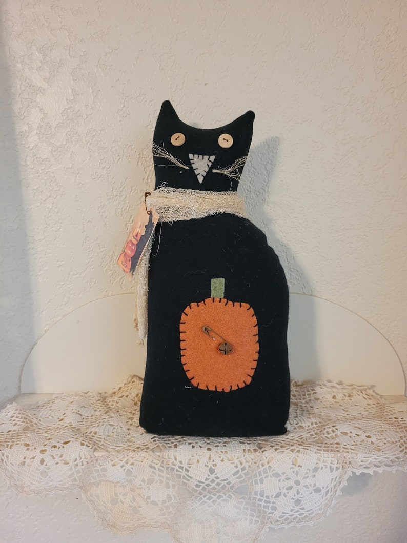 Black Flannel Cat for Your Country Primitive Fall Decor. Handmade Fall ...