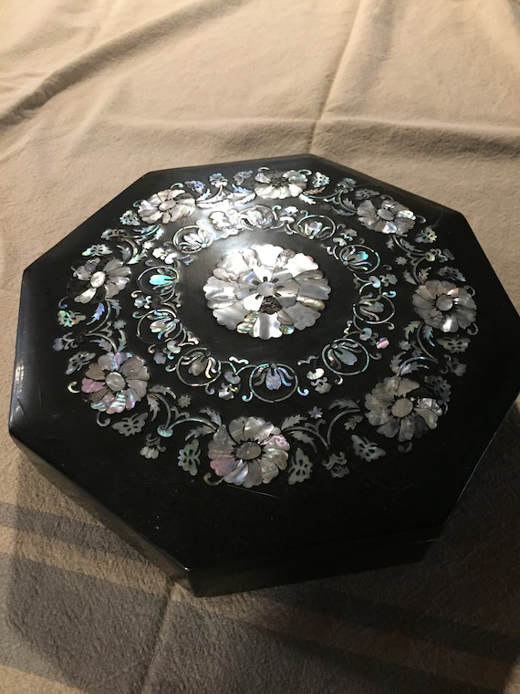 Mother of Pearl enlayed box - image 1
