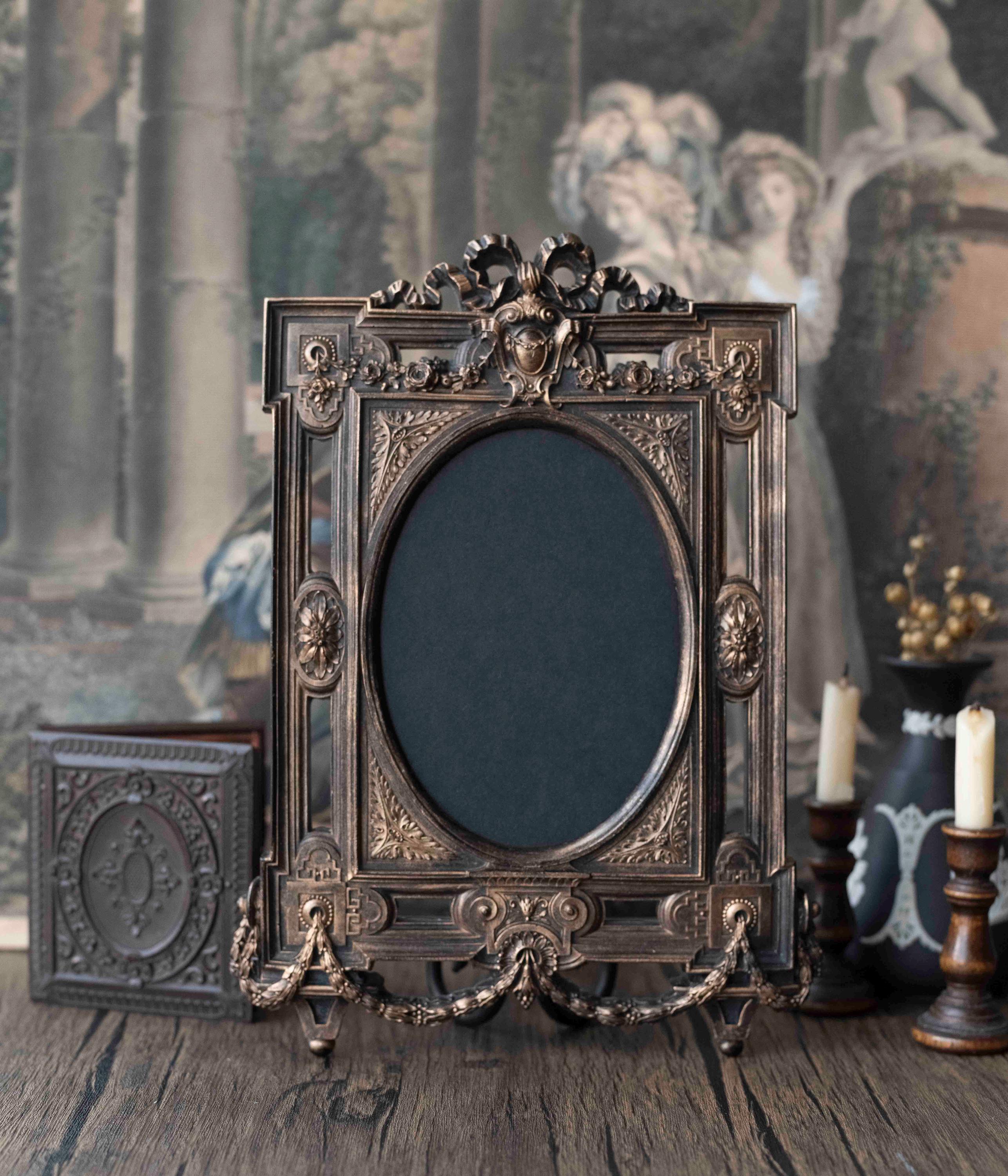 【セール中】ヴィンテージブラスフレームコンヴェックスグラス PF0025 Vintage Brass Oval Ornate Convex Flowers Picture Frame Made