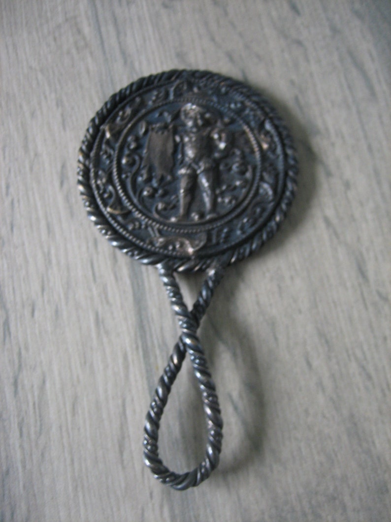 Ancien Miroir à main de poche métal torsadé décor Médiéval image 2