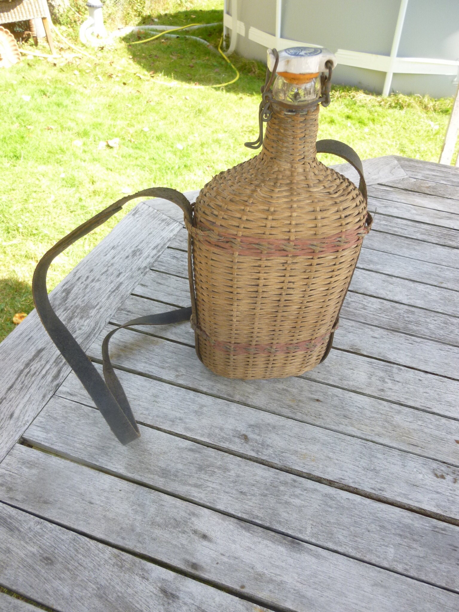 Ancienne Bouteille Lourdes Verre & Osier Pèlerinage de Lourdes