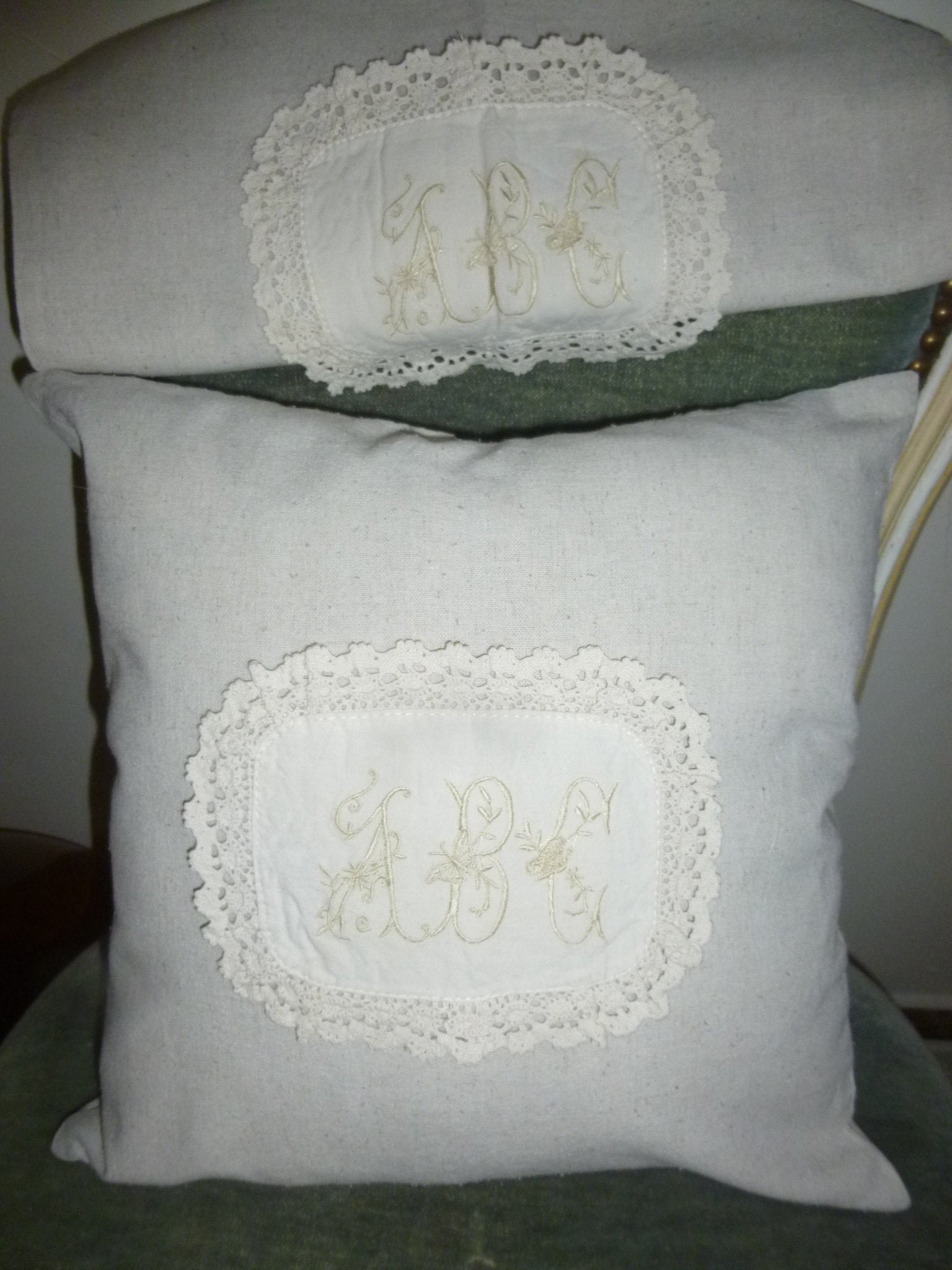 2 Housse Coussin Carré Brodé 40x 40 Shabby