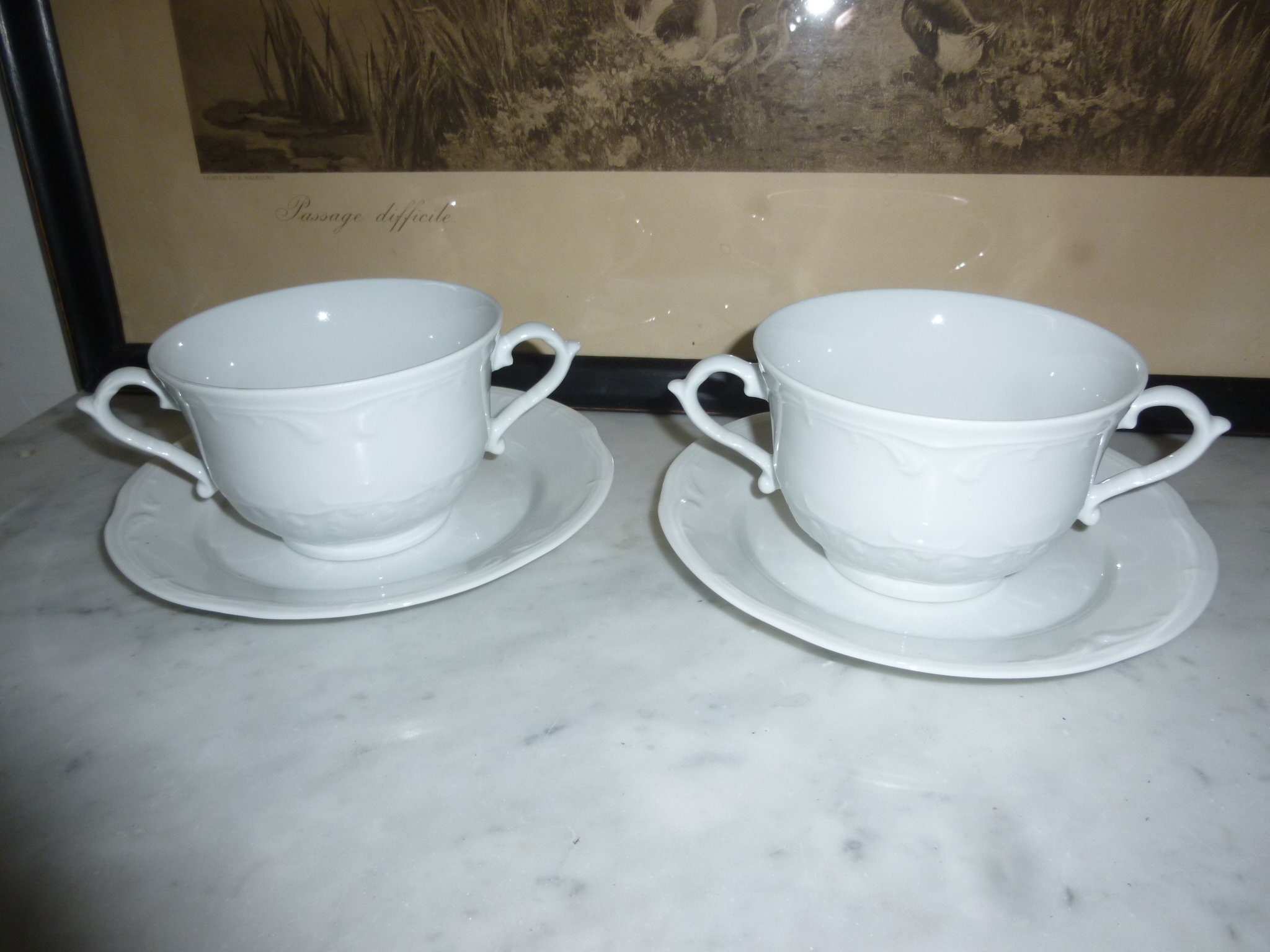 2 Tasses à Oreilles et Soucoupes Porcelaine Blanche