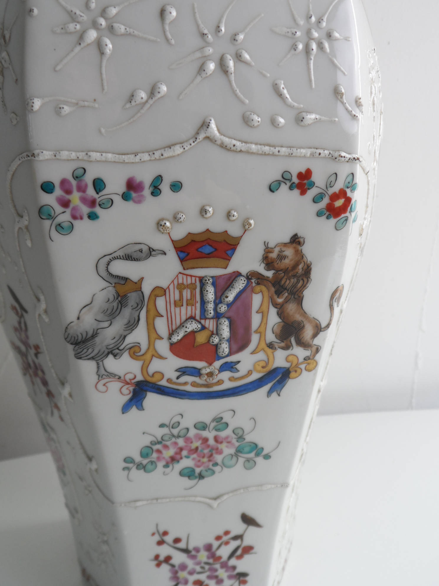 Ancien Vase Pot Couvert Potiche Faïence Armoirie Blason