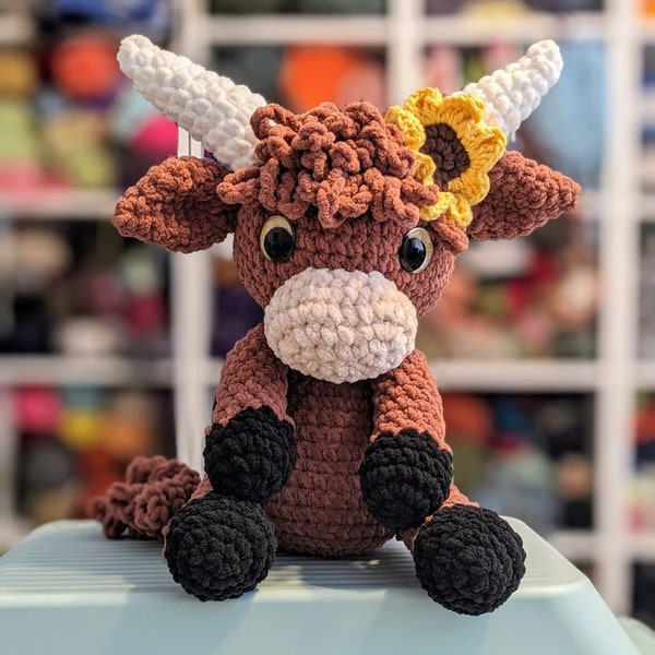 Highland Cow Crochet Stuffed Animal Plushie, soft fluffy yarn, handmade