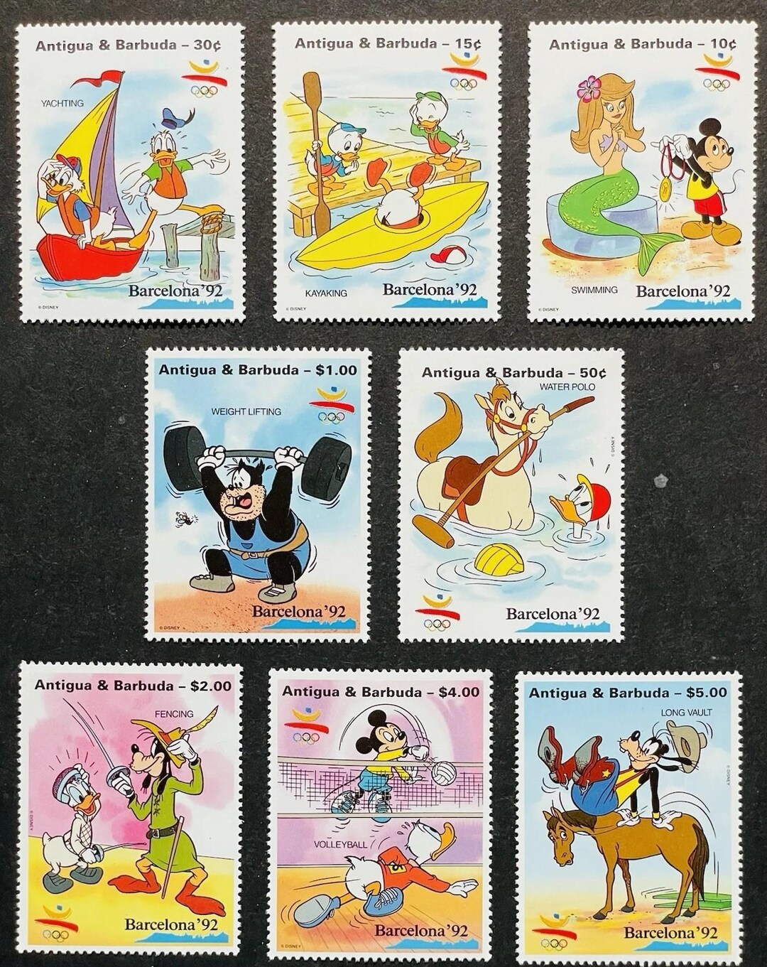 ディズニー アンティグア・バーブーダ 1992年 切手8枚と記念シート4枚 