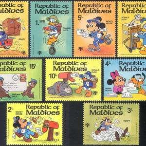 Disney RARE FIND Malediwy Wyspy 1979 zestaw 7 lub 9 znaczków i arkusz pamiątkowy Scott #826-35 MNH animowane sceny pocztowe