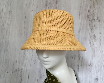 Crochet wide brim raffia hat