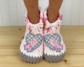 Pantuflas de concientización sobre el cáncer de mama - Pantuflas peludas con lazo rosa - Calcetines de chenilla cómodos - Paquete de ayuda para recuperarse - Síndrome de dolor de pies (SDRC)