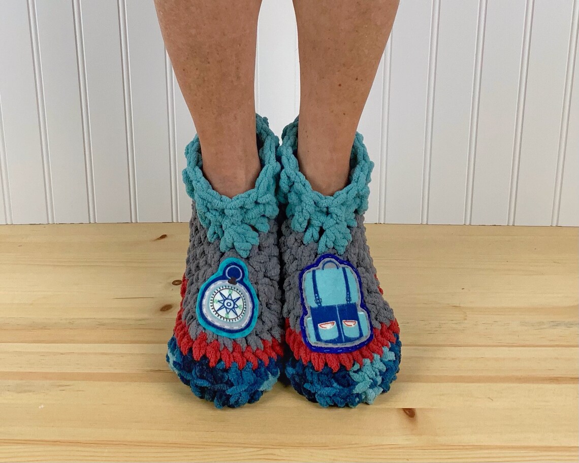 hiking slippers womens