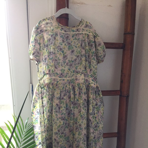 Delightful/ Early Twentieth Century/ Young Girl's/ Springtime/ Cotton Floral Print Dress/ Sashes/ Lace/ Family Heirloom/ Excellent Condition