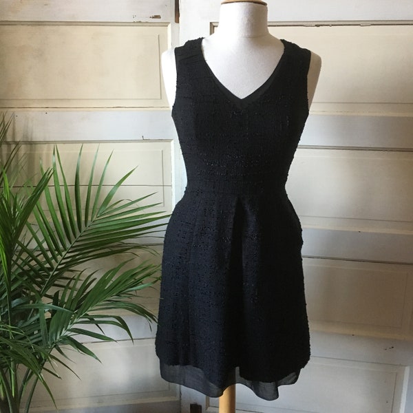 Simply Vera/ Vera Wang/ Black/ Sleeveless/ Dress/ Fully Lined/ Cotton Blend/ Bouclé Fabric/ With Pockets/ Made in Philippines/ Size 2P