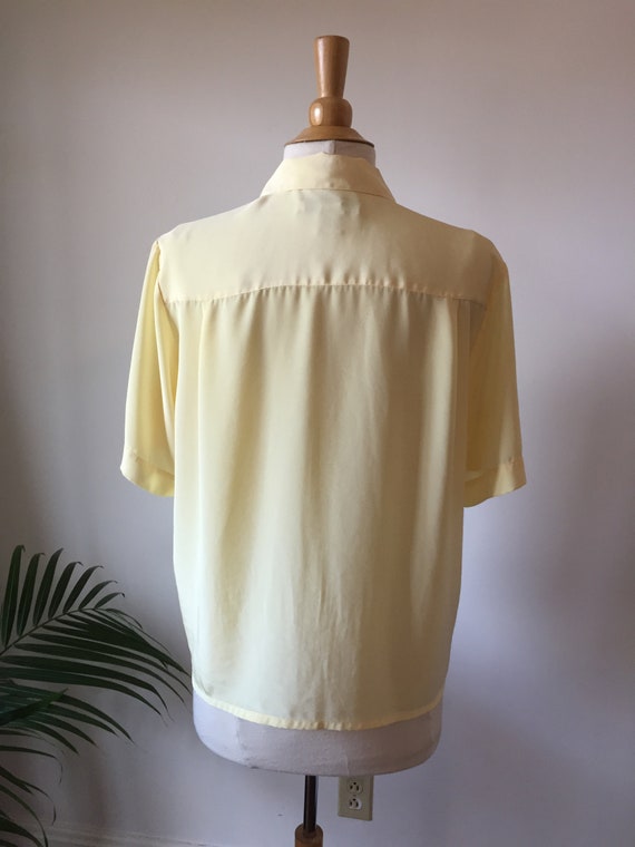 Vintage Chaus/ Soft Yellow/ Short Sleeve/ Chelsea… - image 2
