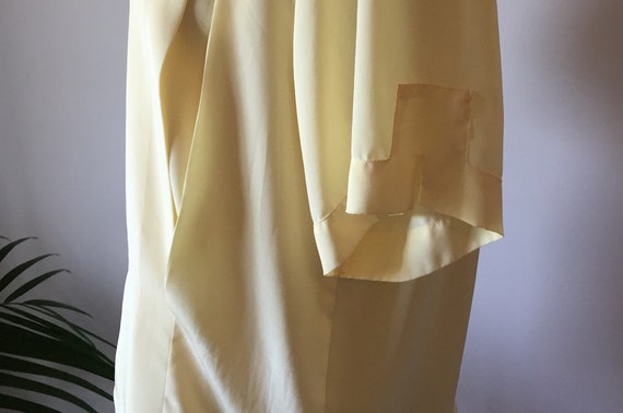 Vintage Chaus/ Soft Yellow/ Short Sleeve/ Chelsea… - image 8