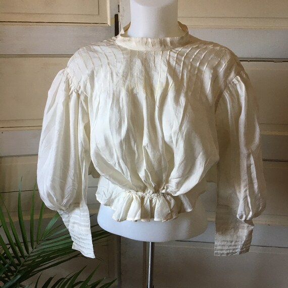 Amazing/ Vintage/ Victorian/ White/ Silk/ Blouse/… - image 1