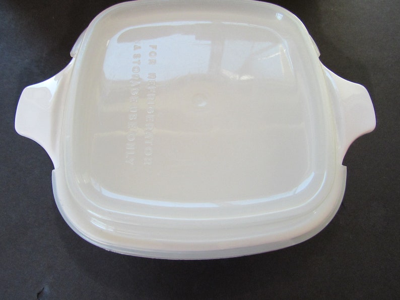 Vintage Corning Ware Wildflower Petite Casserole Dish With Plastic Storage Lid 2 34 cups P-43-B