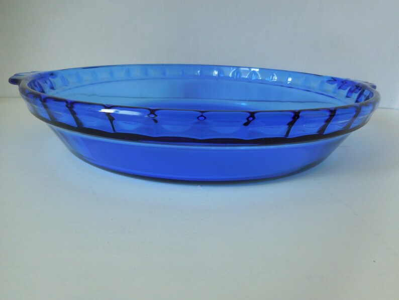 Vintage Pyrex Cobalt Blue Glass Fluted Pie PlatePyrex #229 9.5 Inches