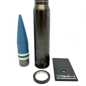 A-10 Warthog 30 MM inerte Übungspuppe mit Laufabschnitt.  Schleudersitz USAF Pilot Geschenk Schreibtisch Modell Kunst Briefbeschwerer