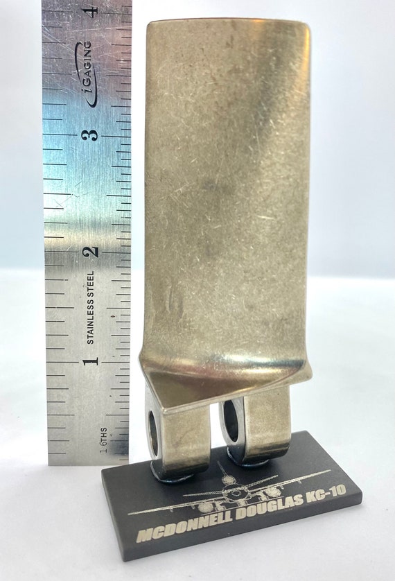 KC-10 Jet Engine blade display.   pilot gift desk model captain airline vintage art