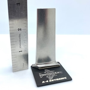 A-4 Skyhawk Navy  jet engine fan blade display desk model boeing Marines pilot gift memorabilia desert storm squadron award Topgun