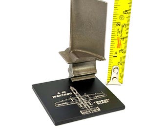 A-10 Warthog-straalmotor TF34-100 weergave van turbinebladen voor hoge temperaturen. Gevechtspiloot cadeau USAF-bureaumodel nikkellegering hot-sectie