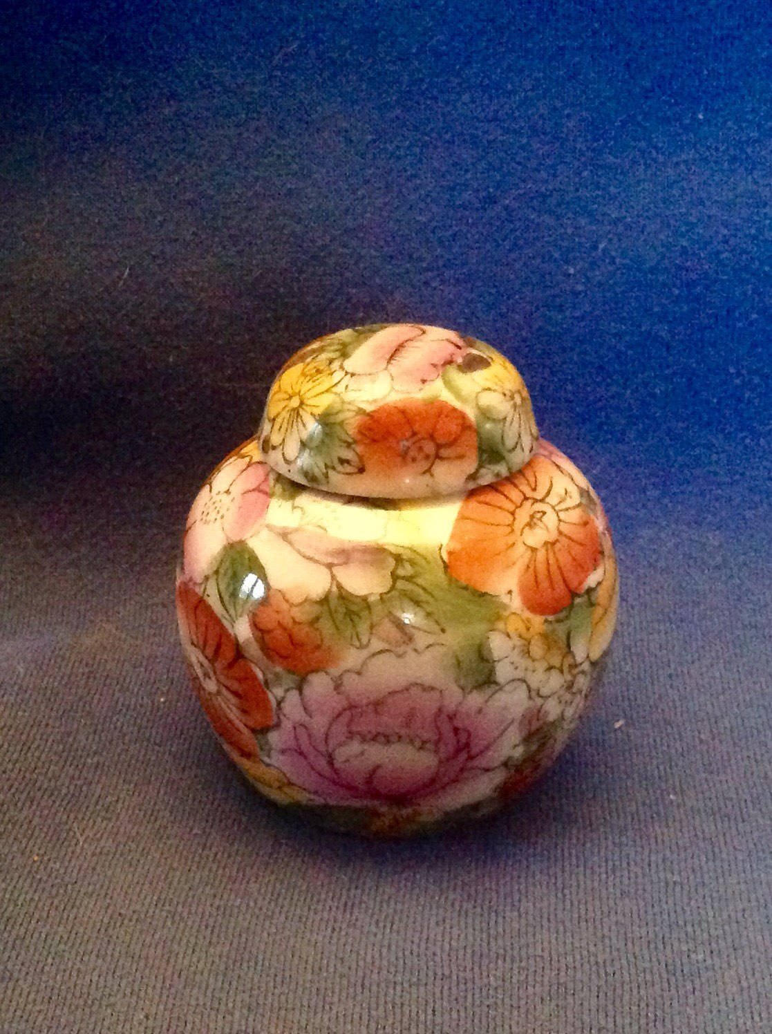 Peints de Couleurs Vives Oriental Pot Gingembre