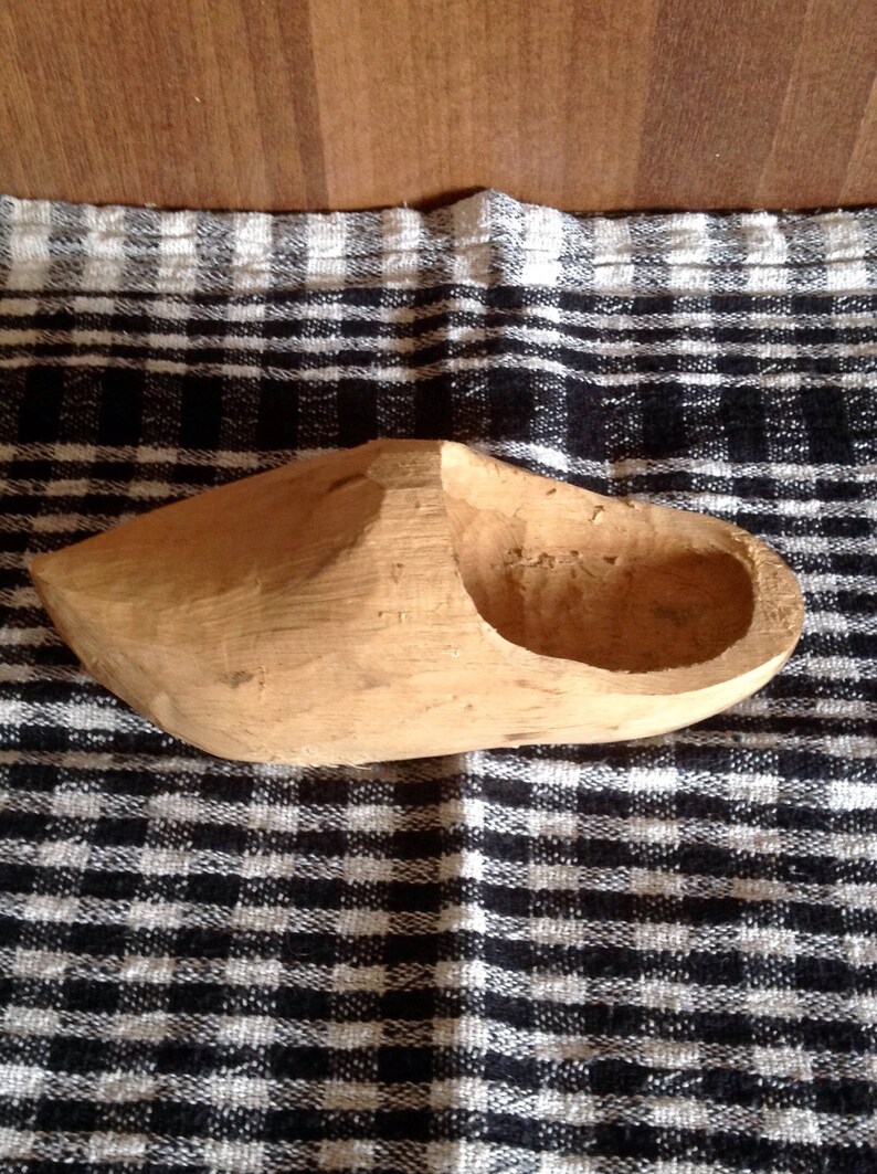 breton clog