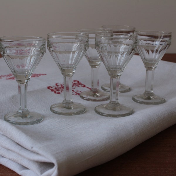 Set of six vintage French bistro glasses