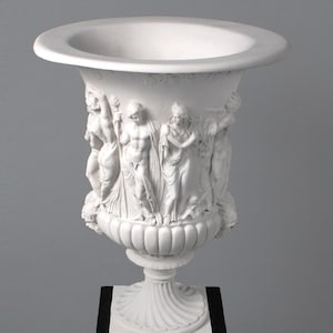Vaso Borghese - Scultura in vaso classico - Vaso romano con rilievi - Fioriera per interni ed esterni - Decorazione da giardino - 47 cm (18,5")