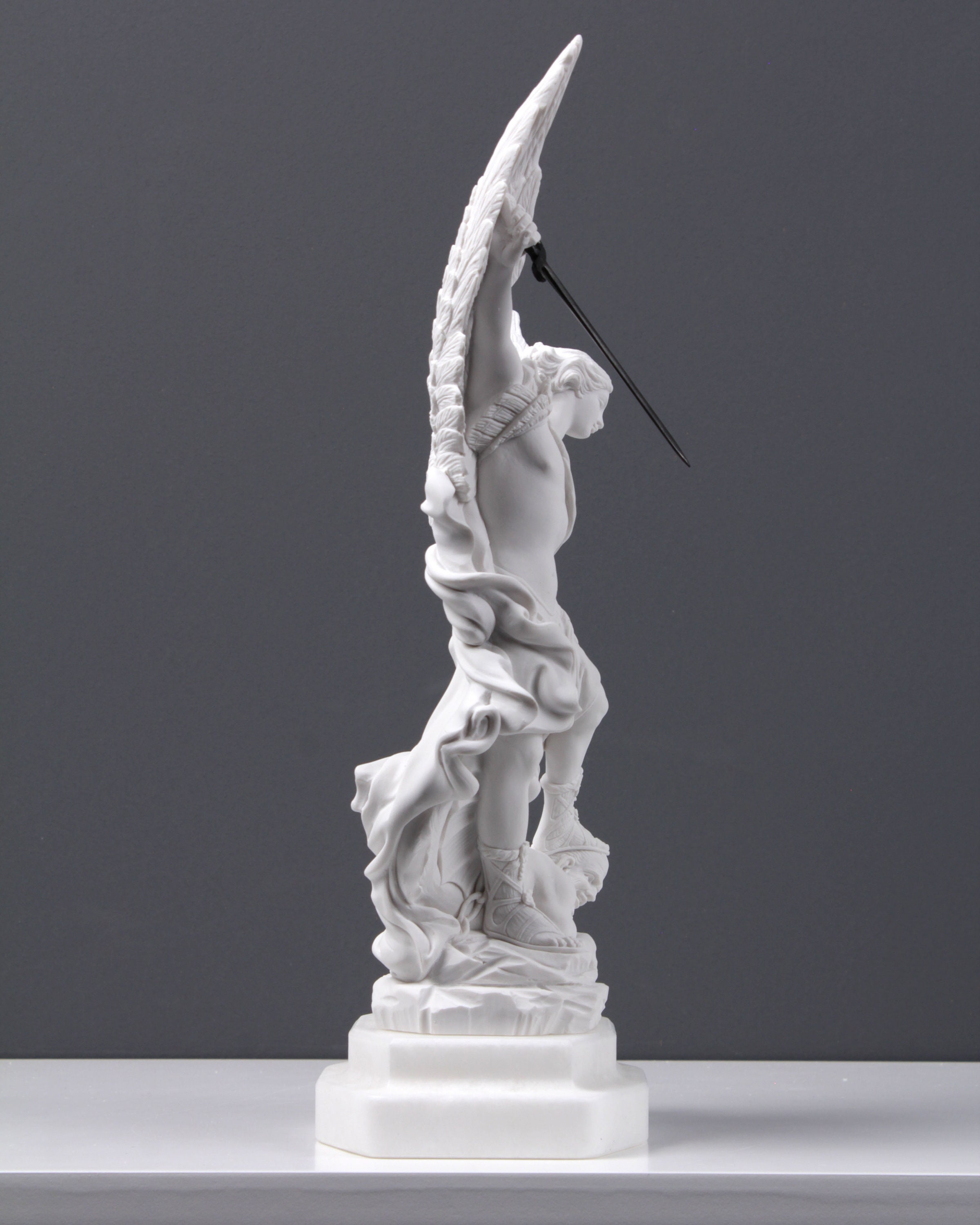 天使と男性の彫刻 ランプ付き 美しき天使(ランプ/JP) | リヤドロ公式オンライン