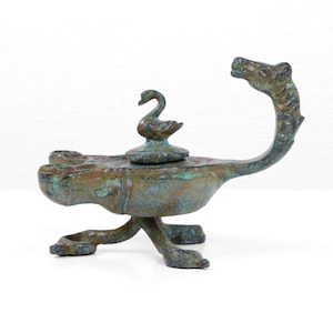 Roman Oil Lamp (Green Bronze) - Roman Lucerna - Reenactment & Archaeology Gift - 11 cm (4.3 inch) - Handmade in Europe - The Ancient Home