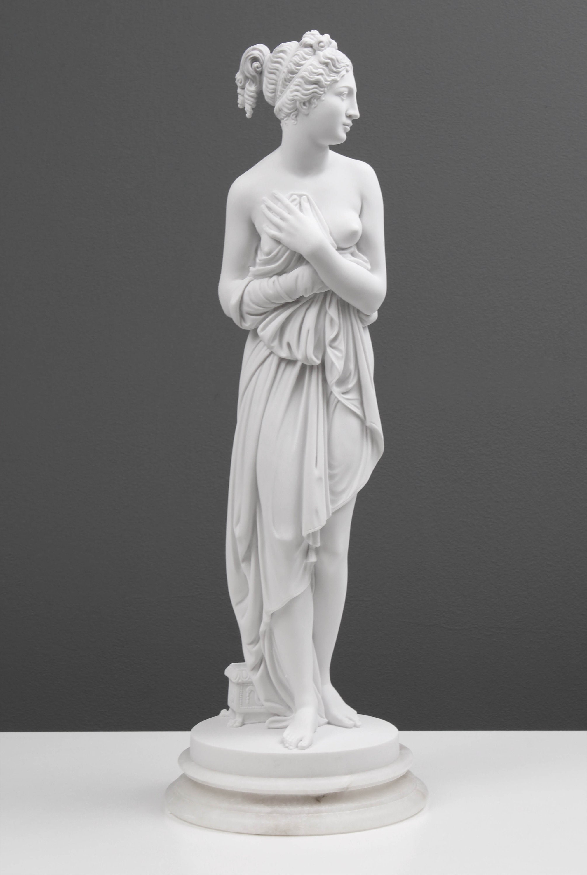 i47　美品　良品　StoneLite Prof BESSI  裸婦像 イタリア彫刻 Italian Studio Prof. Giuseppe Bessi Nude Woman Sculpture sold at