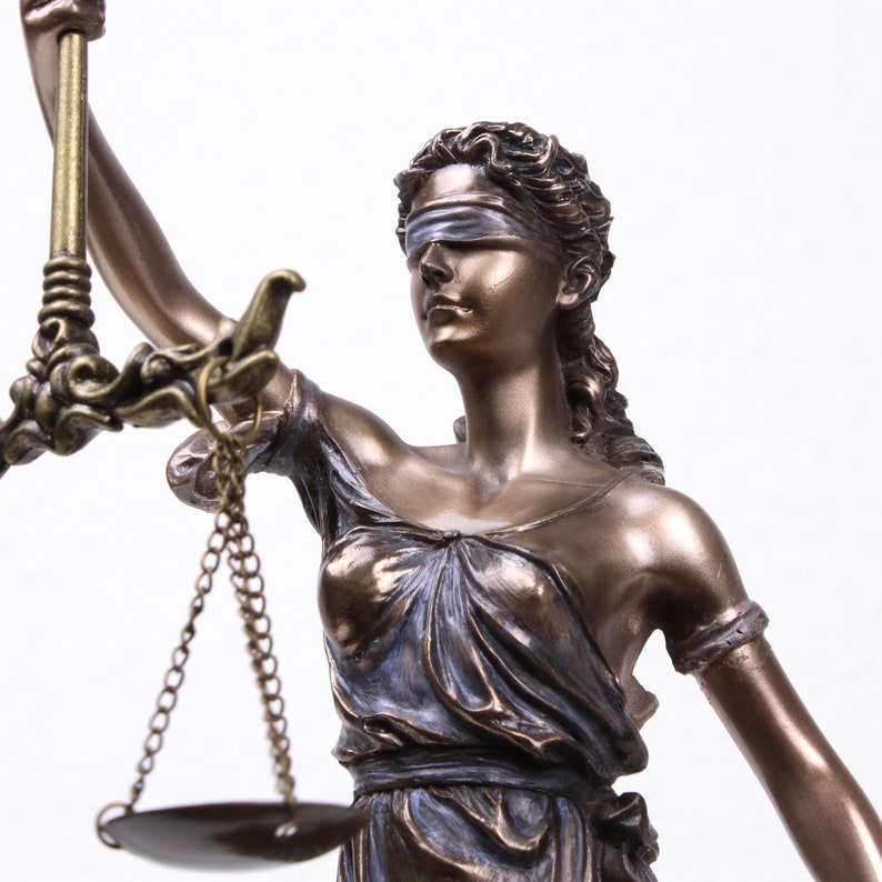 Estatua de la Dama de la Justicia (Escultura de bronce fundido en frío) Decoración para despacho de abogados Regalo para abogados Figura artística griega romana Diosa femenina imagen 6