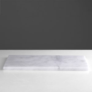 White Marble Tray - Marble Homeware - Kitchenware - Servery - 25 cm / 9.8&quot; - The Ancient Home