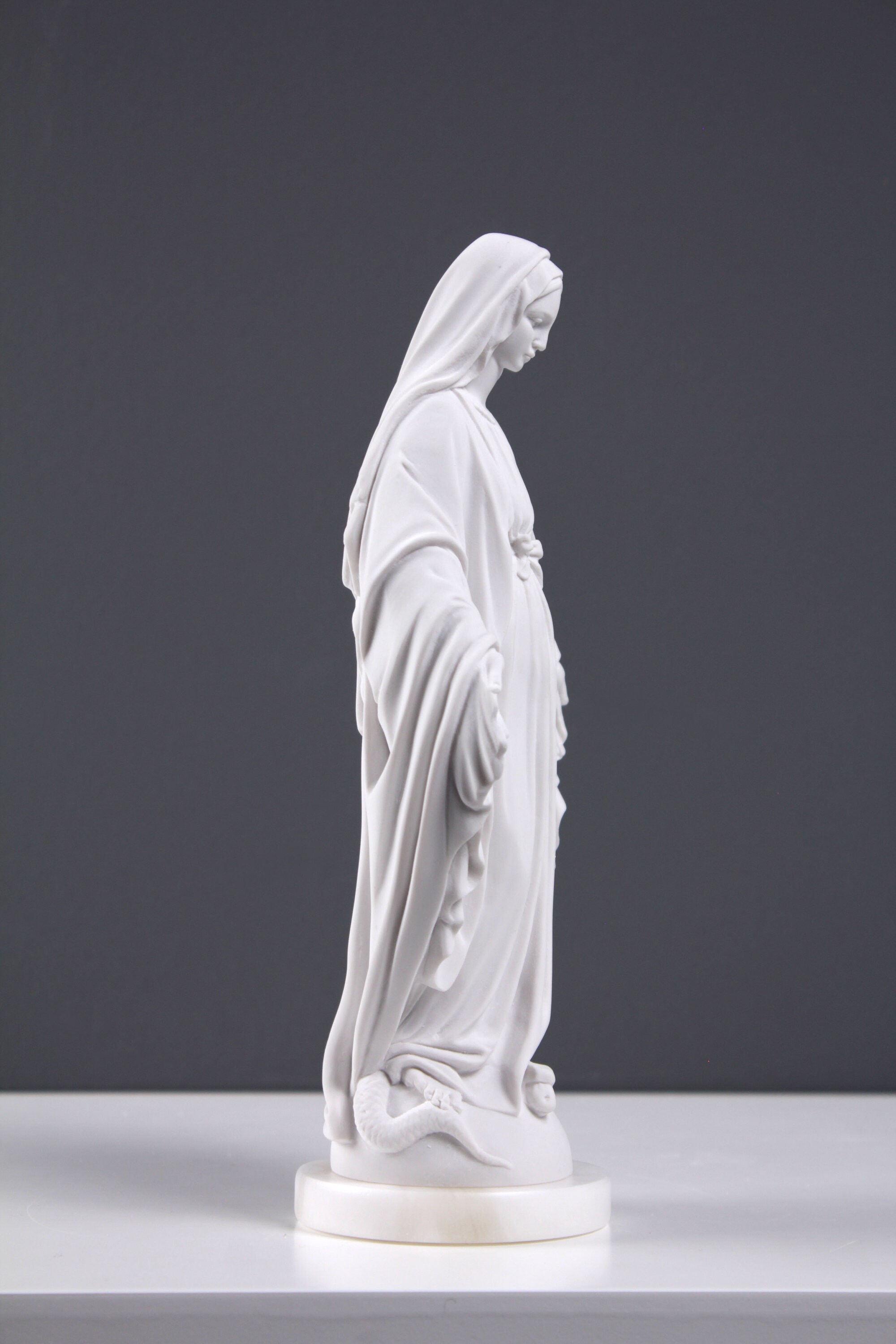 聖母マリア像 - 慈悲の聖母 (24 cm / 9.4