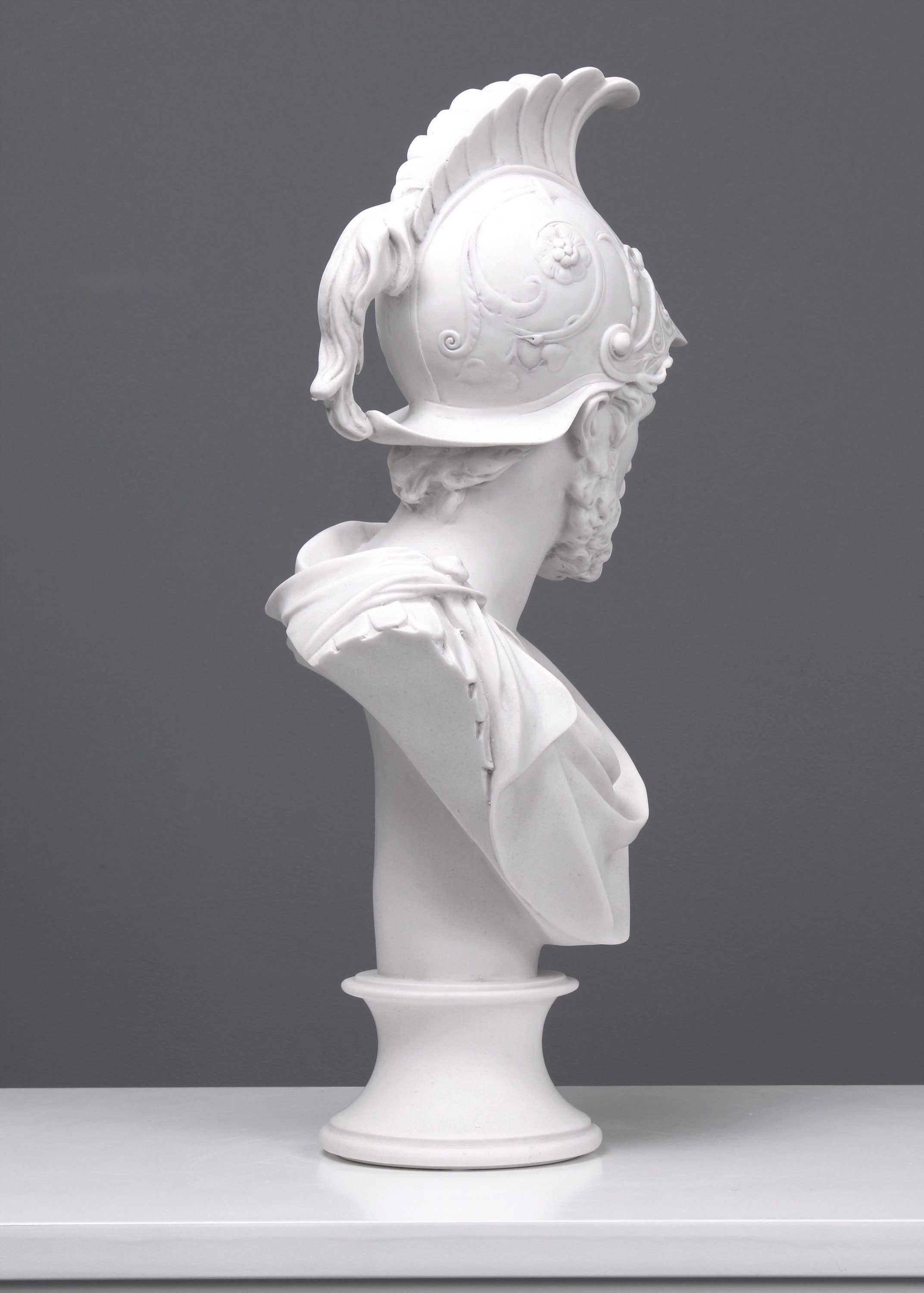 偉大なアイアスの胸像彫刻 - ヘルメットをかぶったギリシャ戦士の胸像