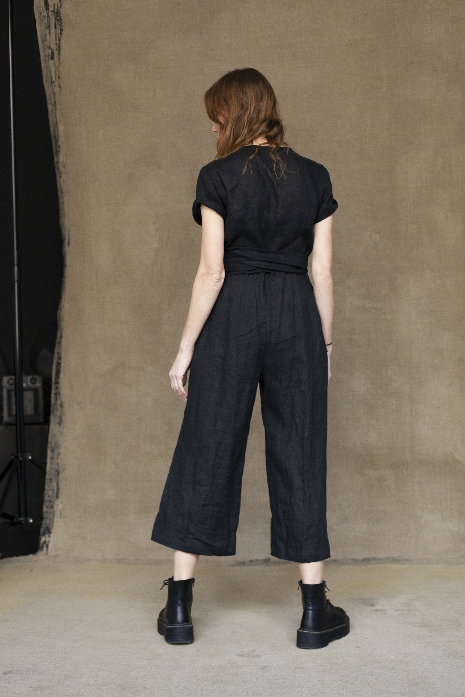 ZWARTE LINNEN JUMPSUIT Wrap Linnen Jumpsuit met Riem Wide Etsy