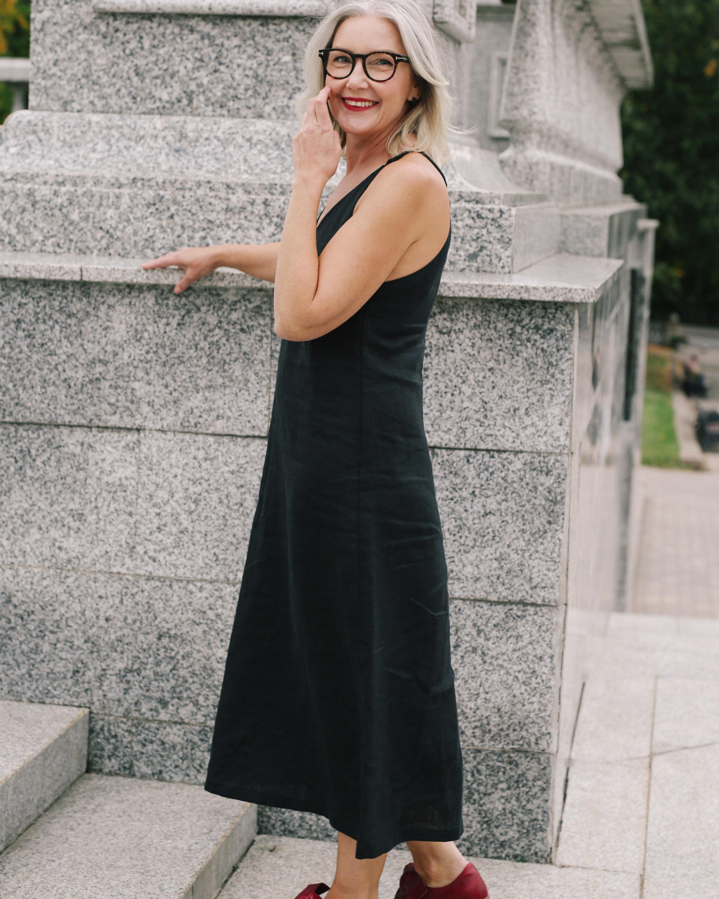black spaghetti strap dress midi Linen Sundress: with Pockets Sukienki Finding the Perfect Modest Size:Y/XL (14) versatile across dress codes