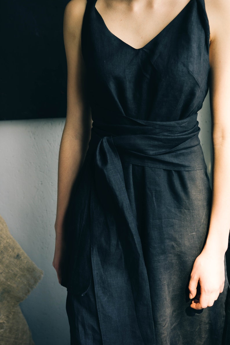 BLACK LINEN DRESS with pockets maxi black boho dress image 2