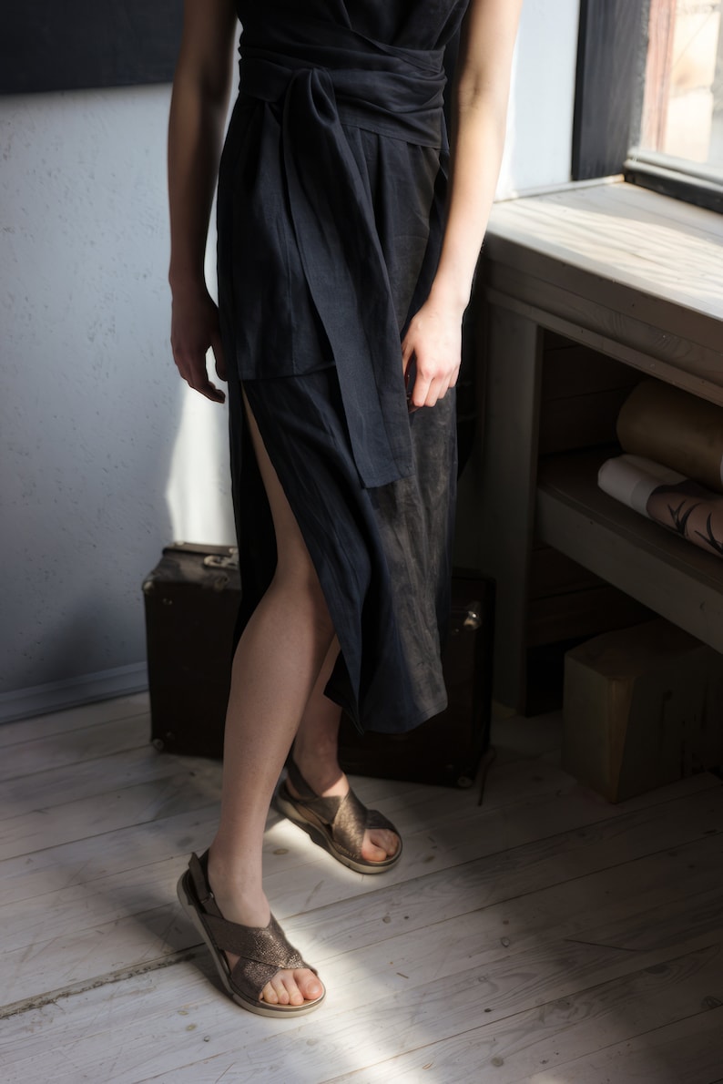 SUMMER LINEN DRESS with pockets maxi black boho dress image 3