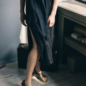 BLACK LINEN DRESS with pockets maxi black boho dress image 4