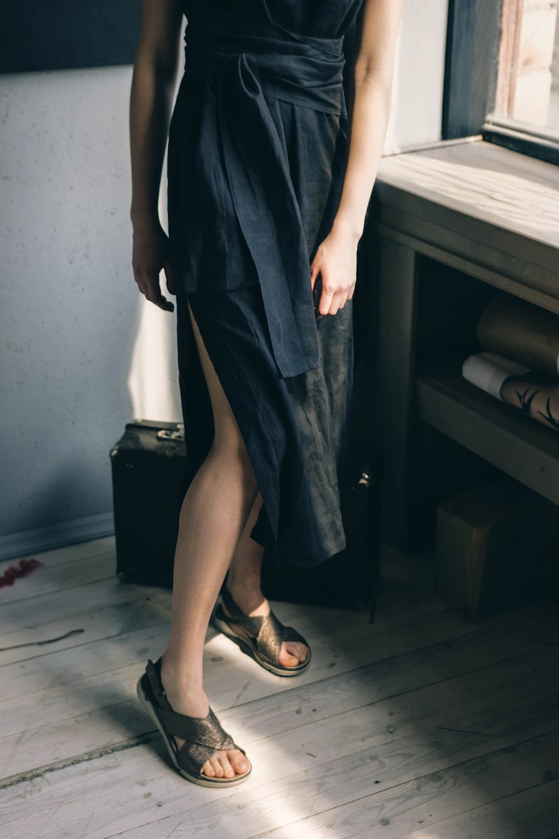 BLACK LINEN DRESS with pockets maxi black boho dress image 4