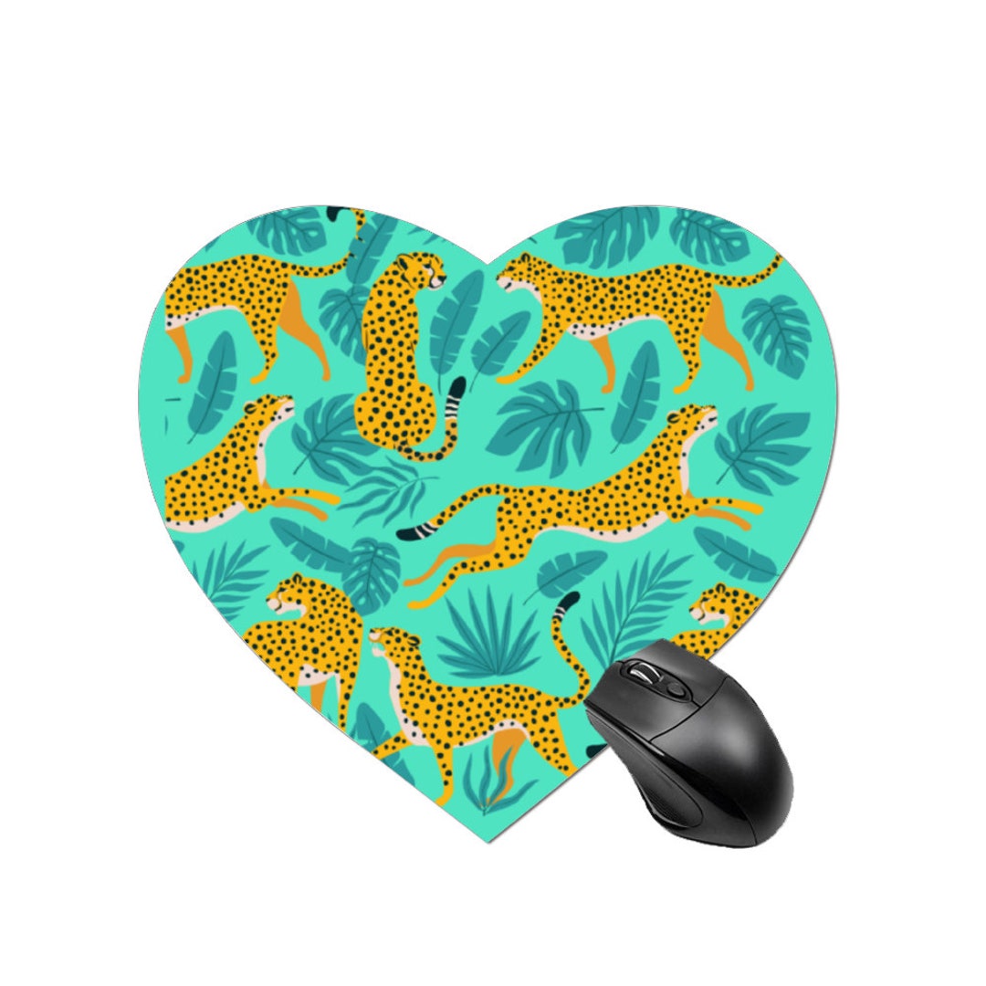 Heartshaped Mouse Pad, Nonslip Base for Computer, Laptop, Home