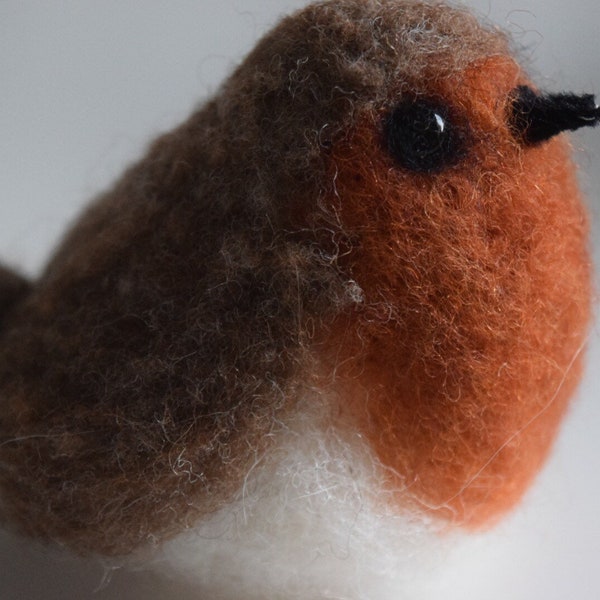 Needle felted Robin, christmas decoration