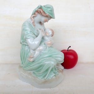 Vintage Herend Porcelain Hungary Porzellan Ungarn Mother With Child Vintage Porcelain Figure Europe