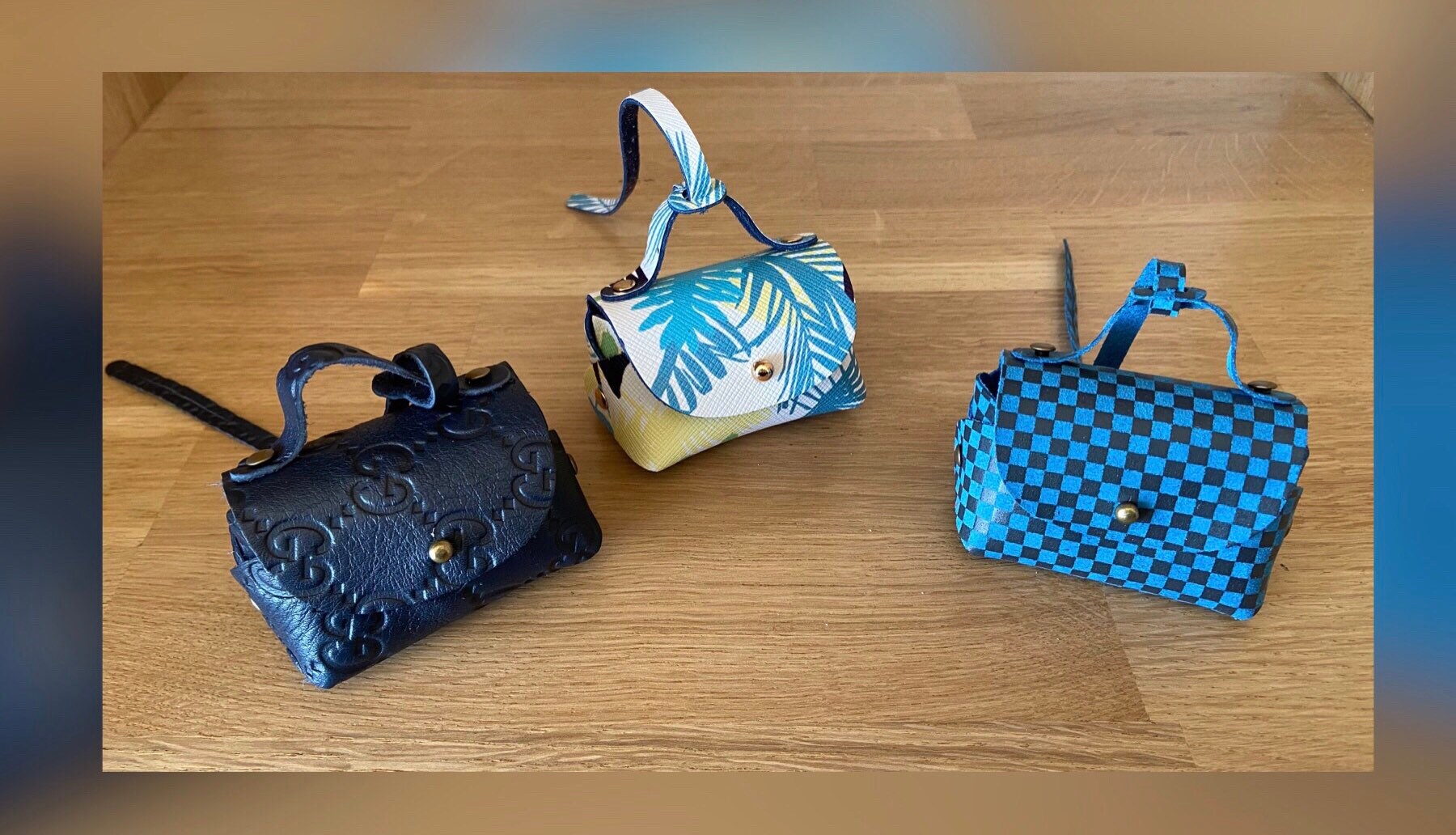 Tropmimy, Pochette Trop Mignonne en Cuir, Bleu, Fait Main