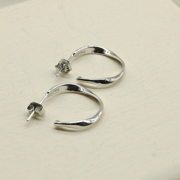 Small Silver Hoop Earrings, Recycled Silver Earring, Geometric shape, Hoop Style, Handmade, Minimal, Contemporary, Everyday Studs, Gift