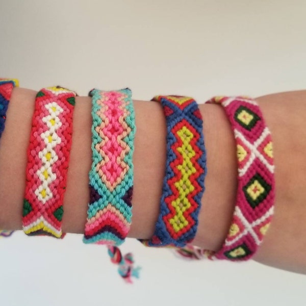 Brazilian friendship bracelets with sliding fasteners