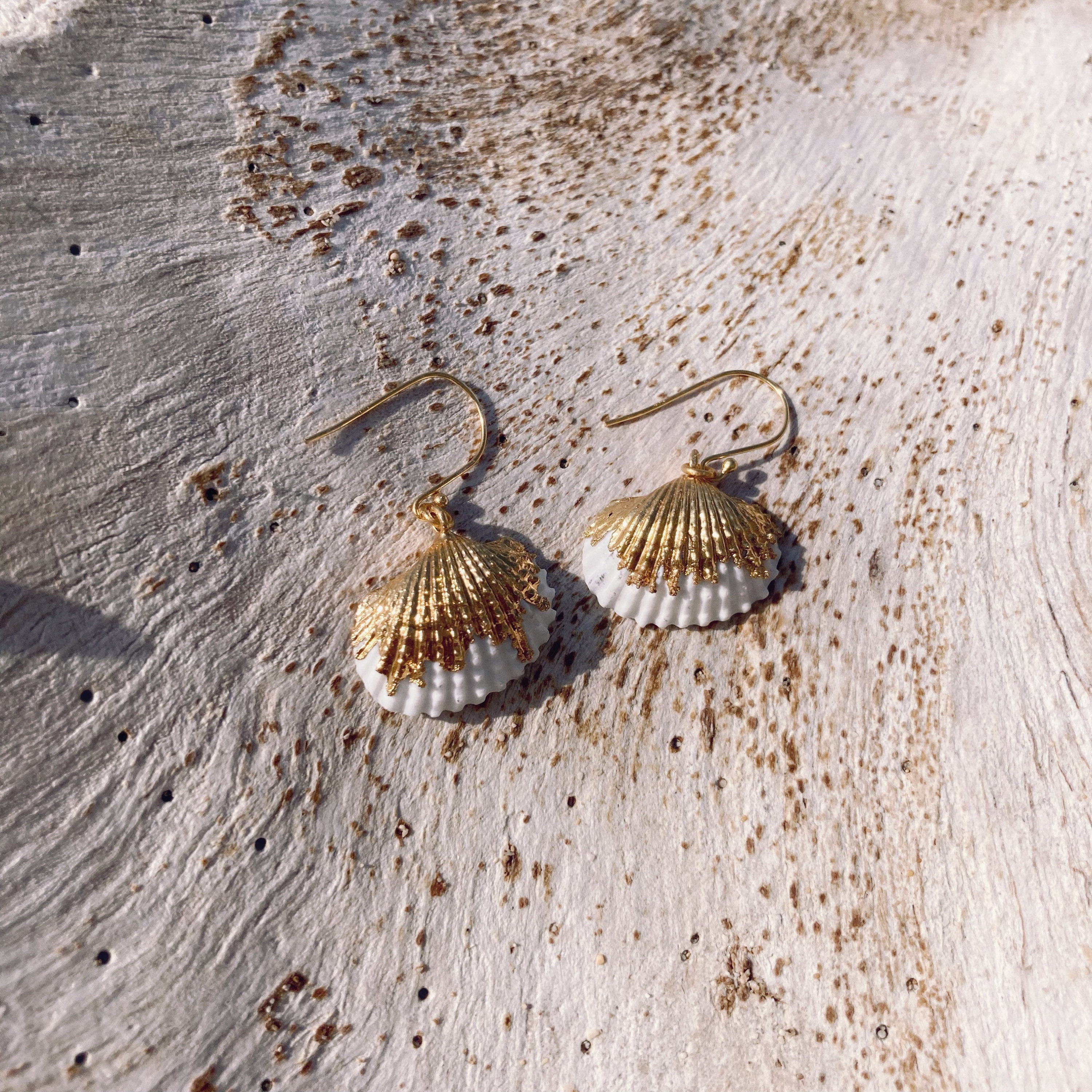 Orecchini conchiglia di mare placcati in oro 18 carati - Italia