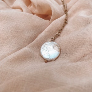 Stunning pearl pendant image 1